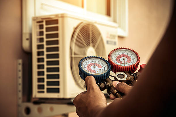 Professional Hvac technician working in Catawba, OH